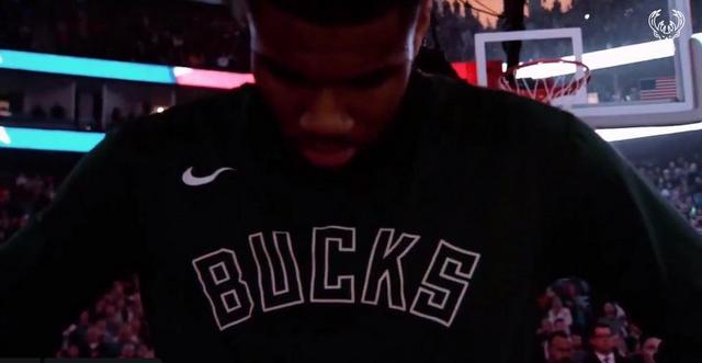 未满21岁意甲赛季至少前15场打进5球，伊尔迪兹比肩皮耶罗（伊尔迪兹未满21岁在意甲赛季前15场斩获5球，与皮耶罗比肩）