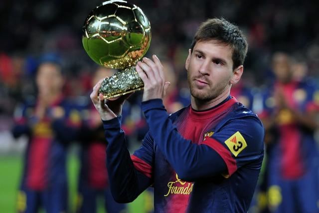 篮球员饮食与恢复方案（篮球运动员营养与恢复策略）